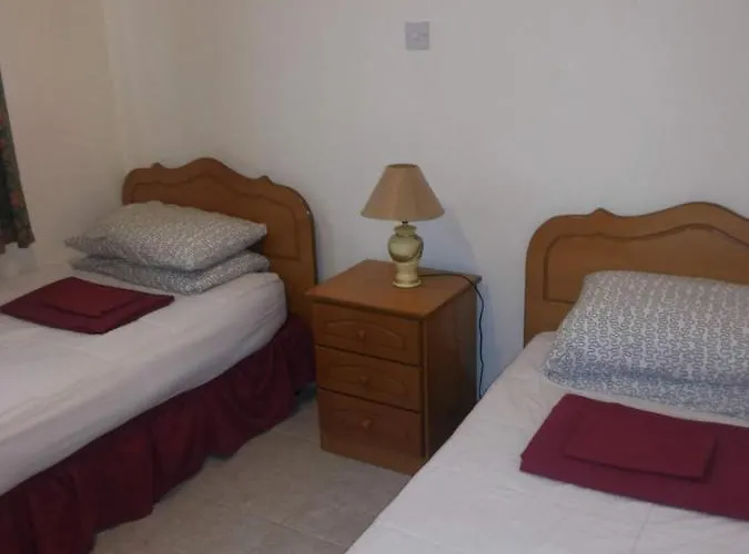 アパート Mackenzie 1+1